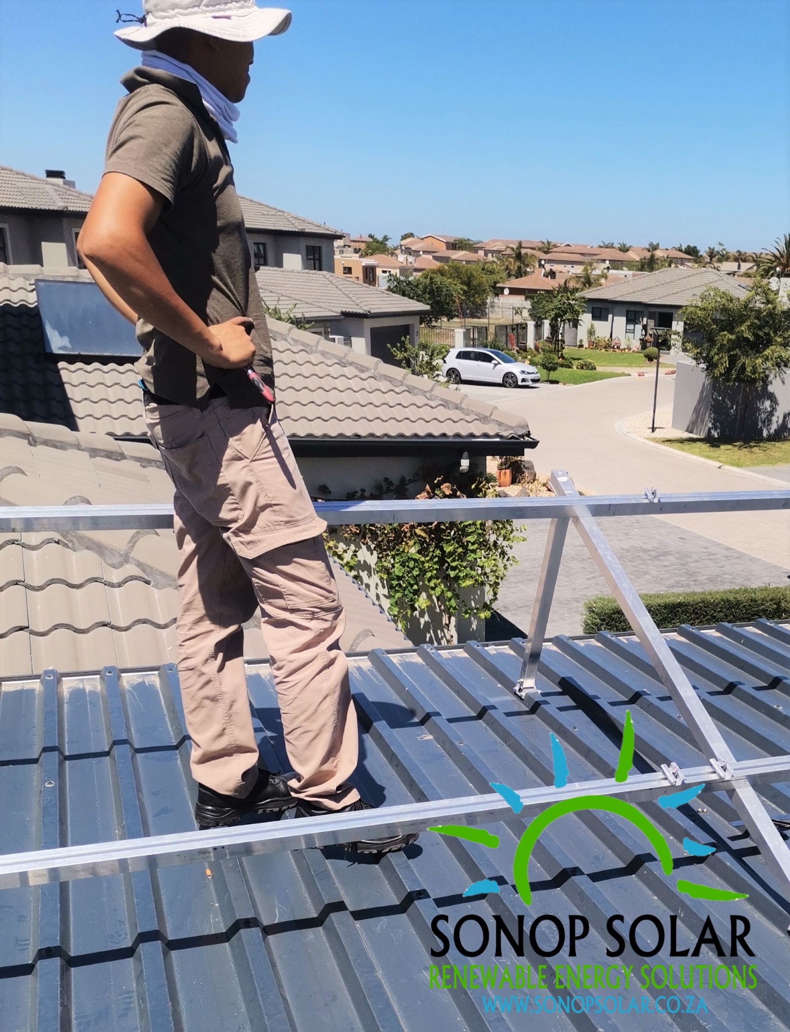 Sonop Solar installation roof mount in Western Cape.jpg Branded